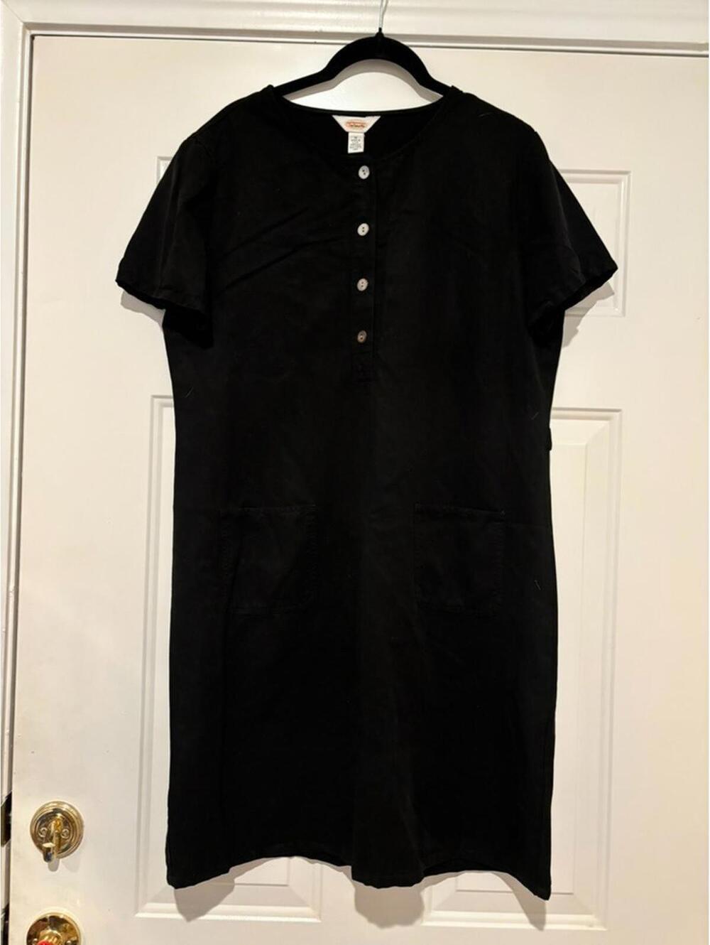 Women's sz‎ M Talbots black shift dress #1004
